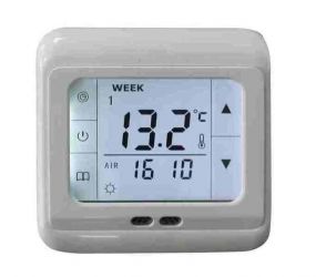 dotykovy-digitalny-termostat-pre-regulaciu-vykurovacich-rohozi
